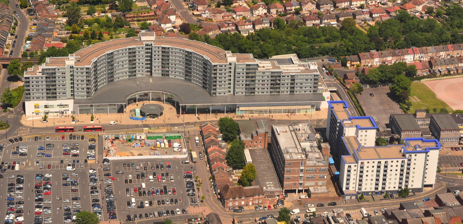 Dense housing in Hounslow, directly under the Heathrow approach